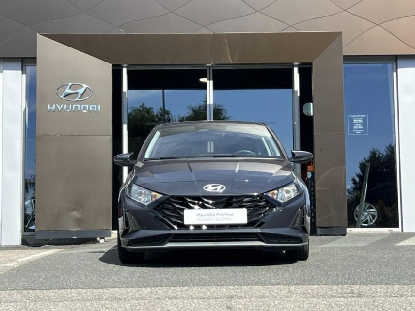 29000 : Hyundai Quimper - Iroise Automobiles - HYUNDAI i20 - i20 - Meta Blue Métal - Traction - Essence