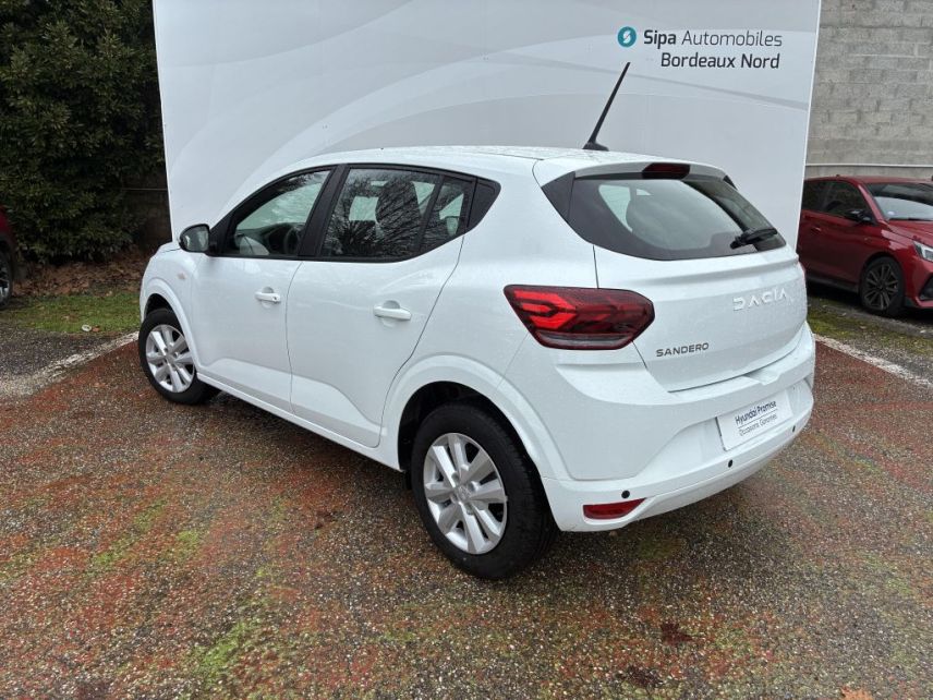 33110 : Hyundai Bordeaux Nord Le Bouscat - Sipa Automobiles - DACIA SANDERO Expression - SANDERO III - Blanc - Automate à fonct. Continu - Essence sans plomb