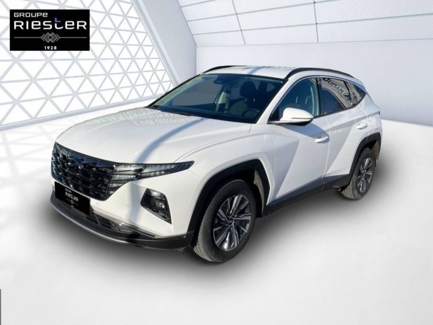 77600 : Hyundai Bussy-Saint-Georges - Protea by Riester - HYUNDAI TUCSON Creative - TUCSON IV - BLANC - Boîte automatique - Essence / Courant électrique