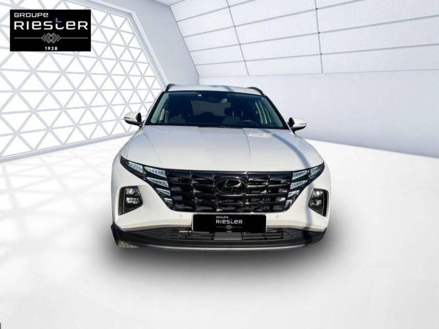 77600 : Hyundai Bussy-Saint-Georges - Protea by Riester - HYUNDAI TUCSON Creative - TUCSON IV - BLANC - Boîte automatique - Essence / Courant électrique