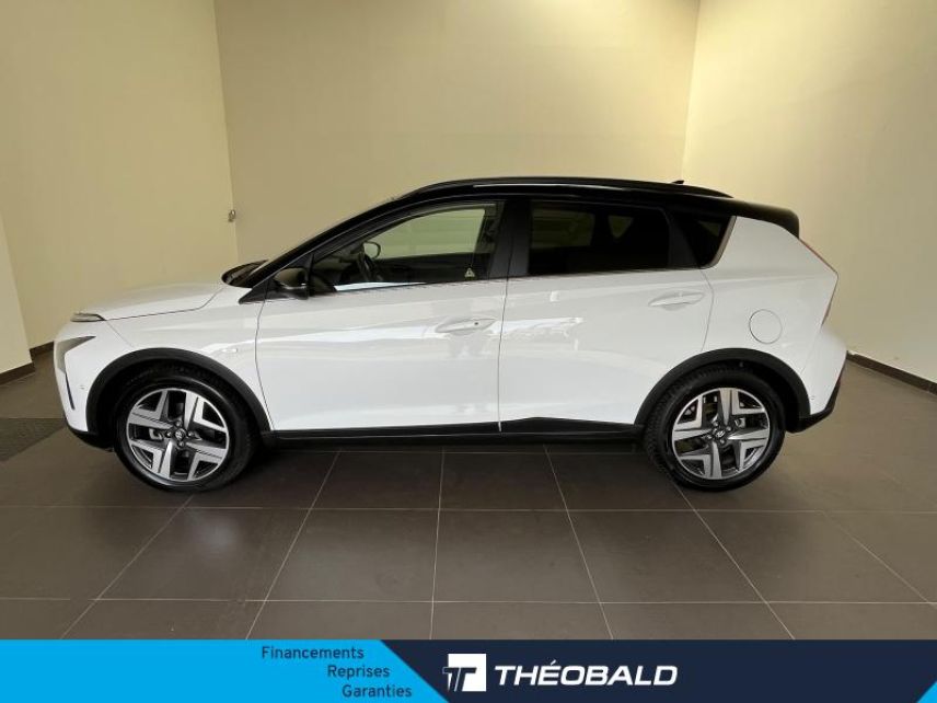 57100 : Hyundai Thionville - Théobald Automobiles - HYUNDAI Bayon - Bayon - Atlas White/Toit/rétros Black - Traction - Essence/Micro-Hybride