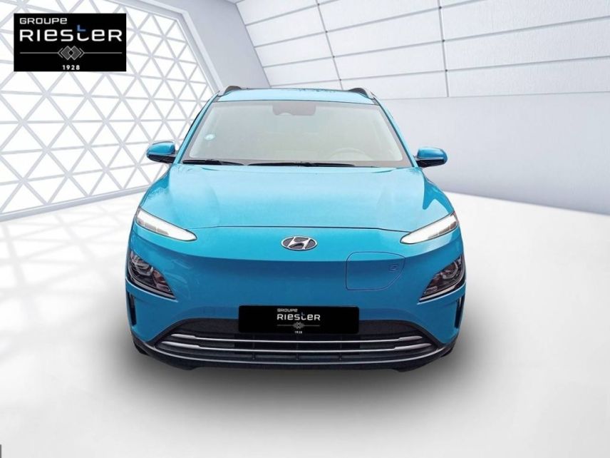 77600 : Hyundai Bussy-Saint-Georges - Protea by Riester - HYUNDAI KONA ELECTRIC Intuitive - KONA ELECTRIQUE - Bleu - Automate à fonct. Continu - Courant électrique