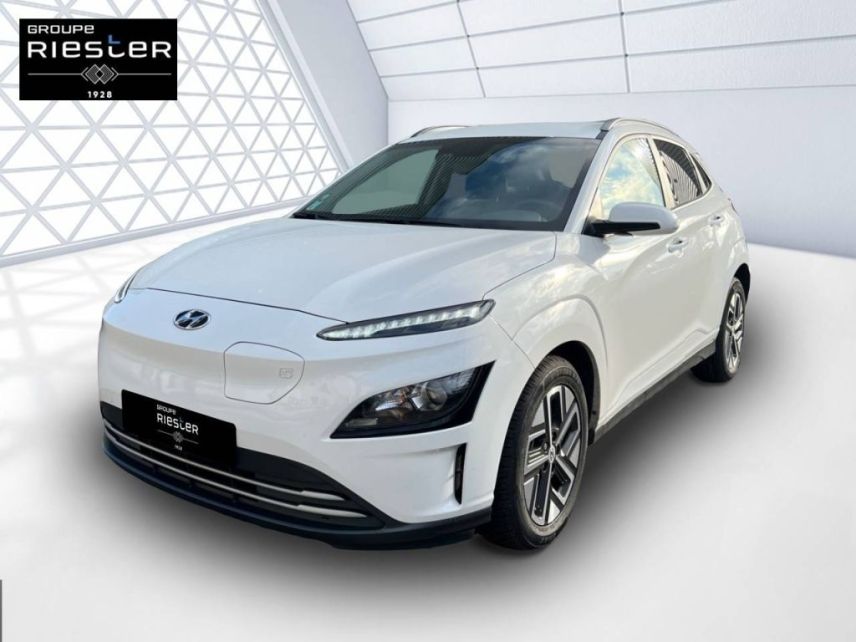 77100 : Hyundai Meaux - Protea by Riester - HYUNDAI KONA ELECTRIC Intuitive - KONA ELECTRIQUE - BLANC - Automate à fonct. Continu - Courant électrique