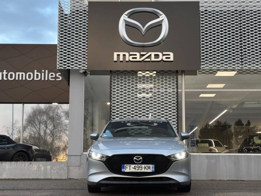 29000 : Hyundai Quimper - Iroise Automobiles - MAZDA Mazda 3 - Mazda 3 - Sonic Silver Métallisé - Traction - Essence/Micro-Hybride