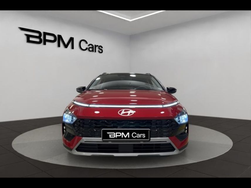 92130 : Hyundai ISSY-LES-MOULINEAUX - BPM Cars - HYUNDAI Bayon - Bayon - Dragon Red Métal/Toit+rétros Black - Traction - Essence