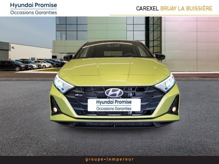 62700 : Hyundai Bruay-La-Buissière - Groupe Lempereur - HYUNDAI i20 - i20 - Lucid Lime Metallic/Toit+rétros Black - Traction - Essence