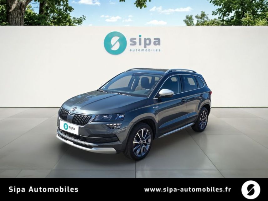 33110 : Hyundai - Sipa Automobiles - Bordeaux Nord - Le Bouscat - SKODA KAROQ Scout - KAROQ - Gris - Automate sequentiel - Essence sans plomb