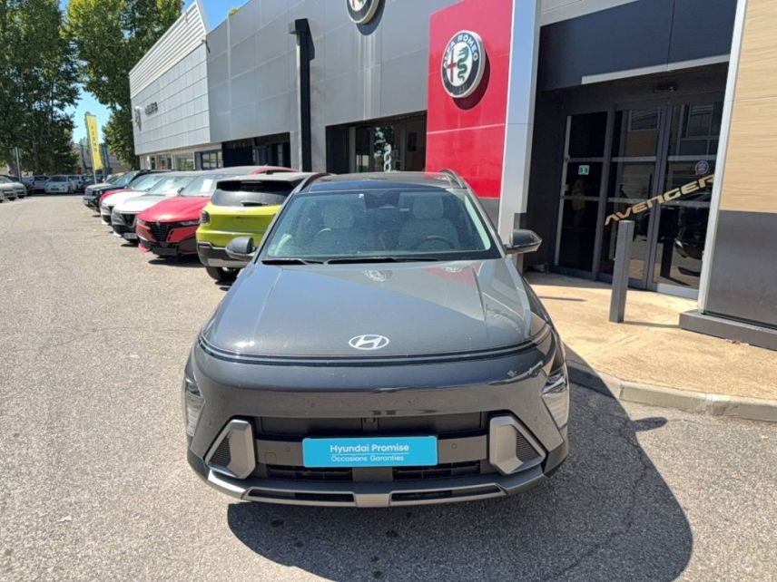 04100 : Hyundai Manosque - Pedinielli - HYUNDAI KONA Executive - KONA II - Gris - Automate sequentiel - Essence / Courant électrique