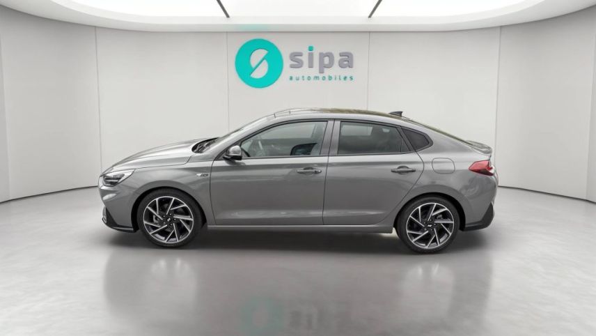33140 : Hyundai Bordeaux Sud Villenave d'Ornon - Sipa Automobiles - HYUNDAI i30 FASTBACK N Line - i30 III - Shadow Grey - Boîte séquentielle - Essence sans plomb