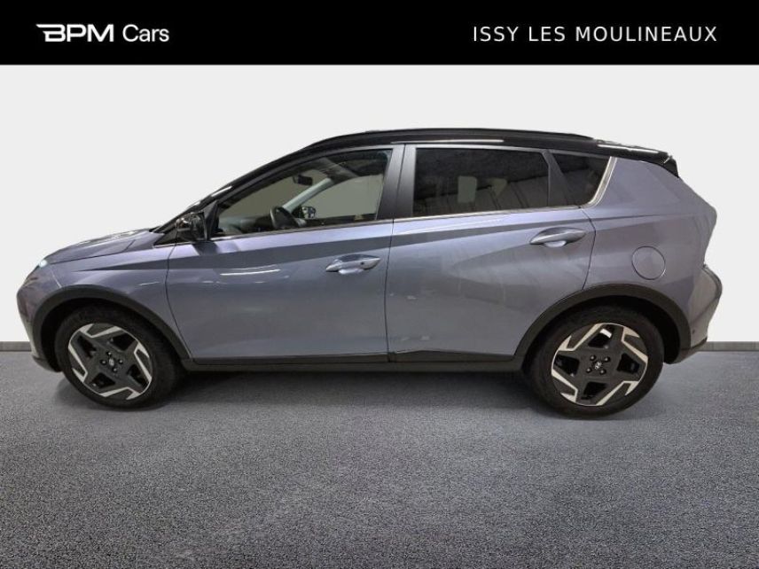 92250 : Hyundai La Garenne-Colombes - BPM Cars - HYUNDAI Bayon - Bayon - Meta Blue Métal/Toit+rétros Black - Traction - Essence