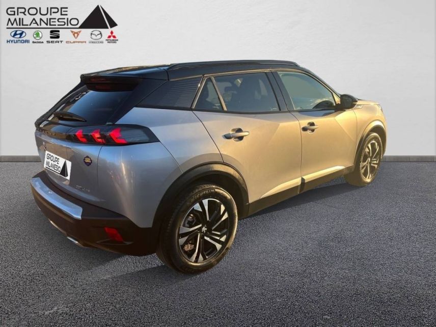 13290 : Hyundai Aix en Provence - Cap Milanesio - PEUGEOT 2008 GT Line - 2008 II - GRIS - Boîte manuelle - Essence sans plomb