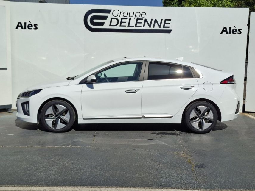 30100 : Hyundai Alès - Auto Hall - HYUNDAI IONIQ Executive - IONIQ - Blanc - Automate sequentiel - Essence / Courant électrique