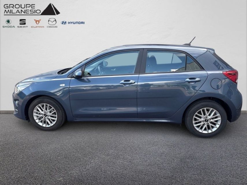 13300 : Hyundai Salon de Provence - Cap Milanesio - KIA RIO Active - RIO IV - Bleu - Automate sequentiel - Essence sans plomb