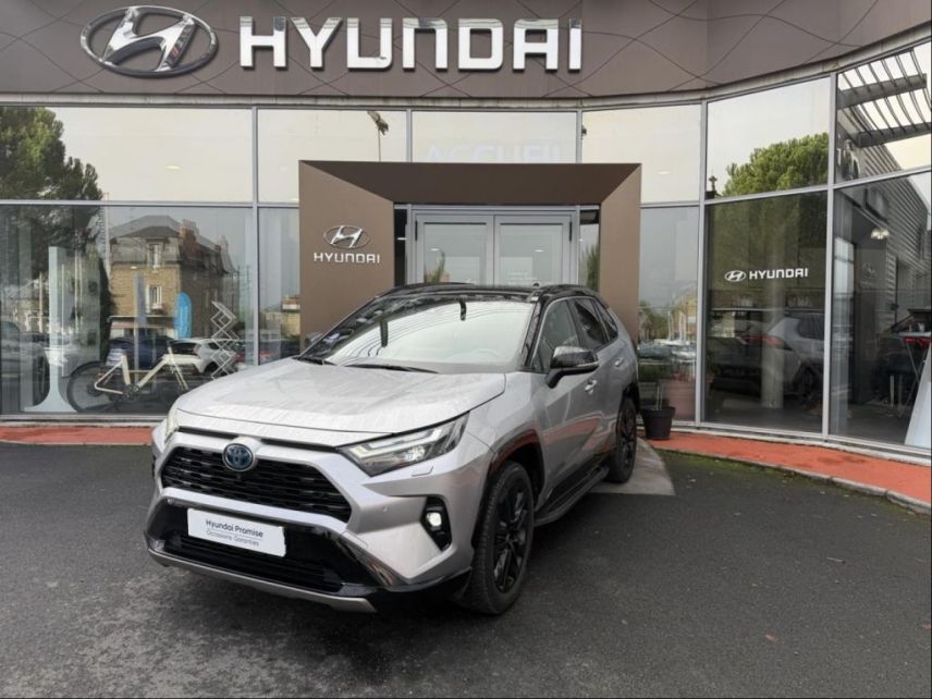 19100 : Hyundai Brive-la-Gaillarde - Garage Pouget - TOYOTA RAV4 - RAV4 - Gris Acier/Toit Noir Attitude - Traction - Hybride : Essence/Electrique