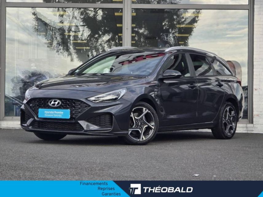 57200 : Hyundai Sarreguemines - Theobald Automobiles - HYUNDAI i30 SW - i30 SW - Dark Knight Métal - Traction - Essence/Micro-Hybride