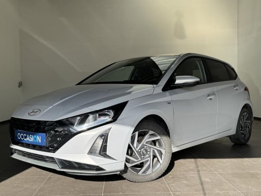 57685 : Hyundai Metz - Theobald Automobiles - HYUNDAI i20 - i20 - Polar White - Traction - Essence/Micro-Hybride