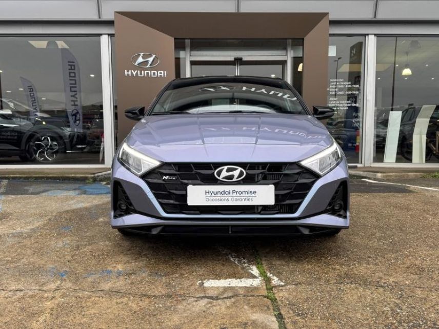 72100 : Hyundai Le Mans - GCH LE MANS - HYUNDAI i20 - i20 - Meta Blue Métal/Toit+rétros Black - Traction - Essence