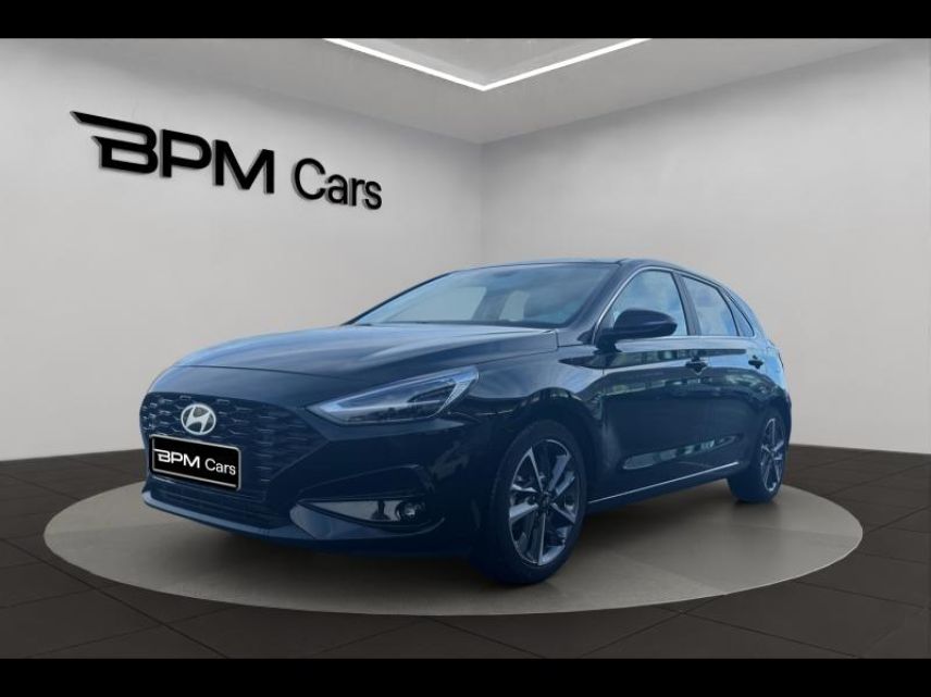 92250 : Hyundai La Garenne-Colombes - BPM Cars - HYUNDAI i30 - i30 - Abyss Black métal - Traction - Essence