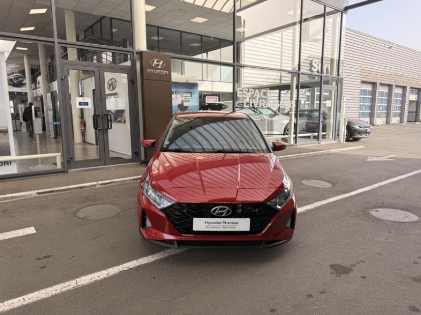 45000 : Hyundai Orléans - GCA - HYUNDAI i20 - i20 - Dragon Red Métal - Traction - Essence/Micro-Hybride