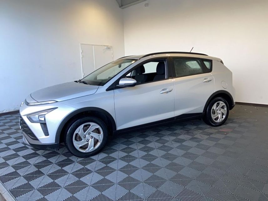 85000 : Hyundai MoceanRent | La Roche-sur-Yon - Océane Auto - HYUNDAI BAYON Initia - BAYON - Gris - Boîte manuelle - Essence sans plomb
