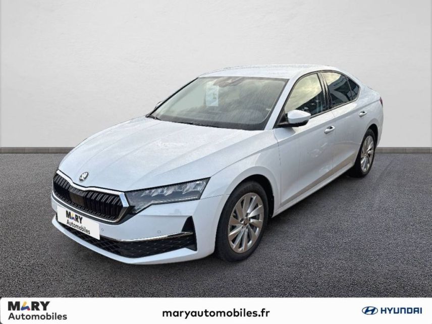 02100 : Hyundai Saint-Quentin - Mary Automobiles - SKODA OCTAVIA Selection - OCTAVIA IV - BLANC LUNE - Automate sequentiel - Essence sans plomb