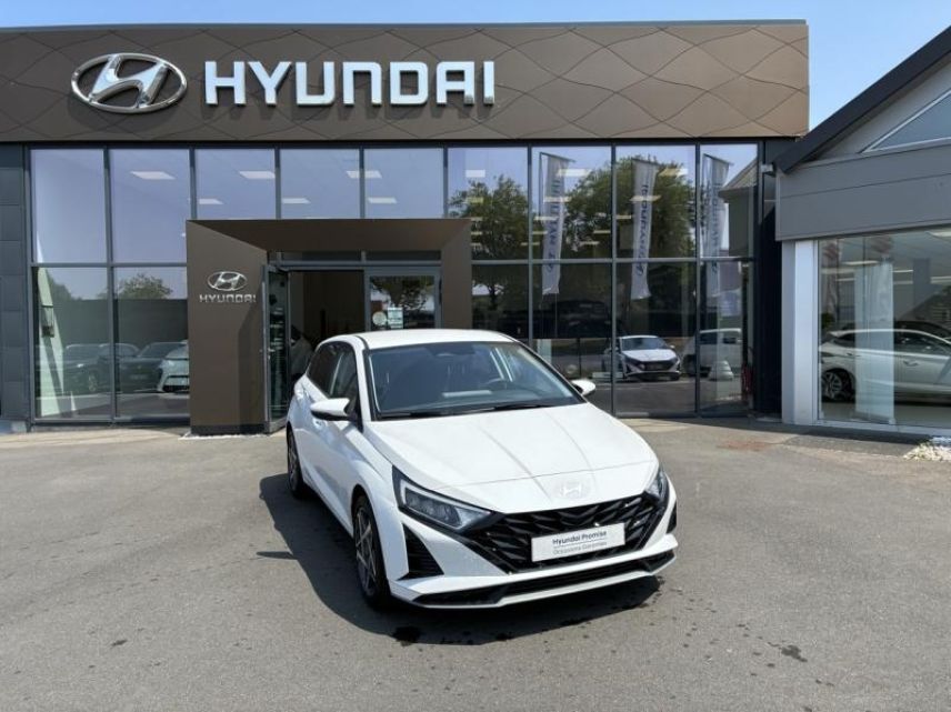 14400 : Hyundai Bayeux - Trajectoire Automobiles - HYUNDAI i20 - i20 - Atlas White - Traction - Essence