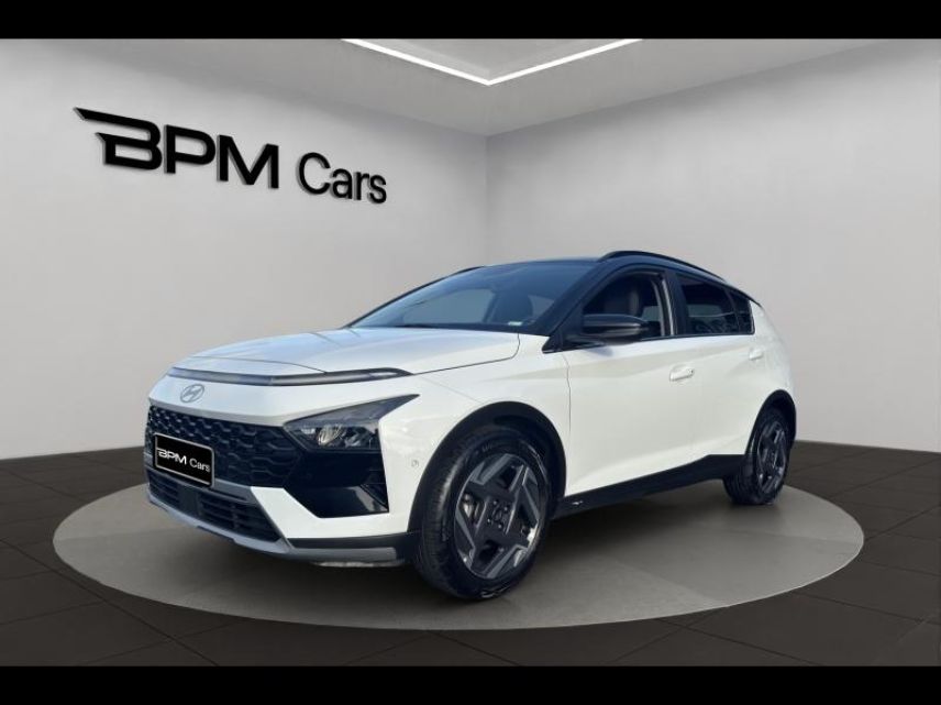 75013 : Hyundai Paris 13 - BPM Cars - HYUNDAI Bayon - Bayon - Atlas White/Toit+rétros Black - Traction - Essence
