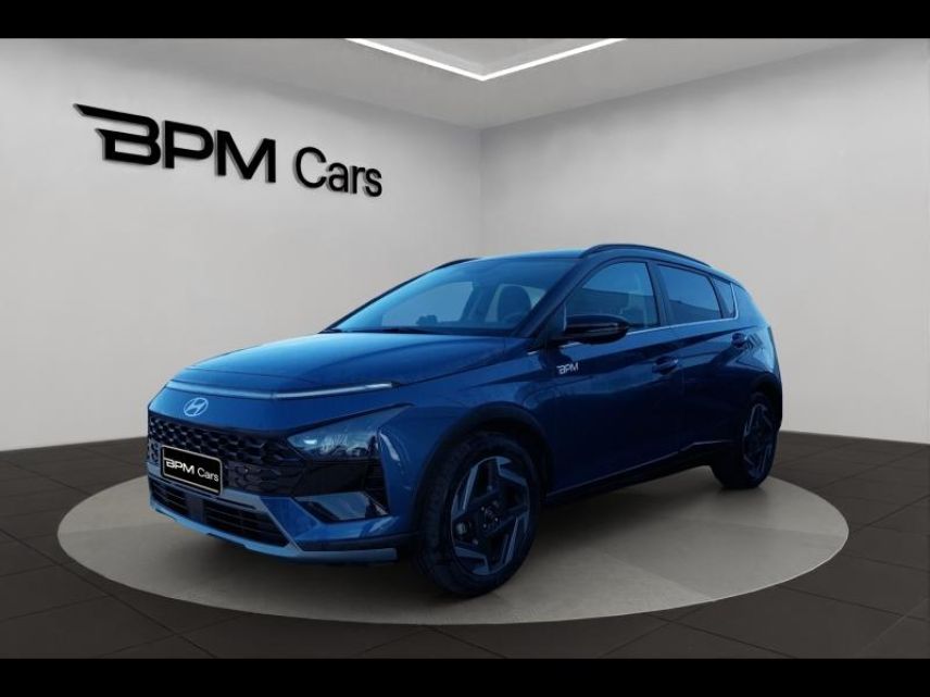 18230 : Hyundai Bourges - BPM Cars - HYUNDAI Bayon - Bayon - Vibrant Blue Métal/Toit+rétros Black - Traction - Essence