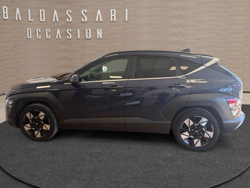 83130 : Hyundai Toulon - Autodif SAS - Groupe BALDASSARI - HYUNDAI KONA Executive - KONA II - Bleu - Automate sequentiel - Essence / Courant électrique