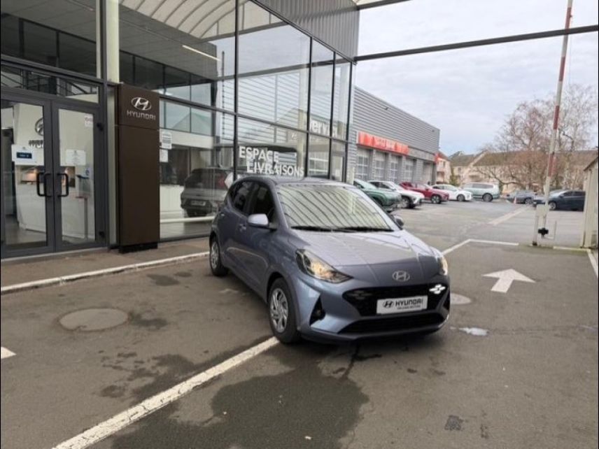 45000 : Hyundai Orléans Motors - HYUNDAI i10 - i10 - Meta Blue Métal - Traction - Essence