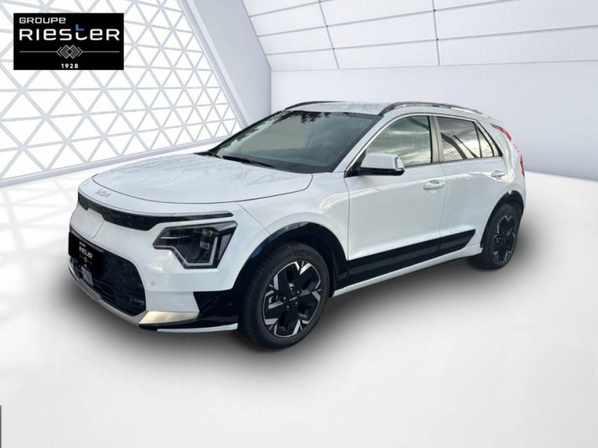 02200 : Hyundai Soissons - Protea by Riester - KIA NIRO EV Premium Business - NIRO ELECTRIQUE II - Blanc - Automate à fonct. Continu - Courant électrique