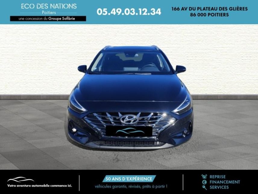 86000 : Hyundai Poitiers - Eco des Nations - HYUNDAI i30 SW - i30 SW - Noire - Traction - Essence/Micro-Hybride