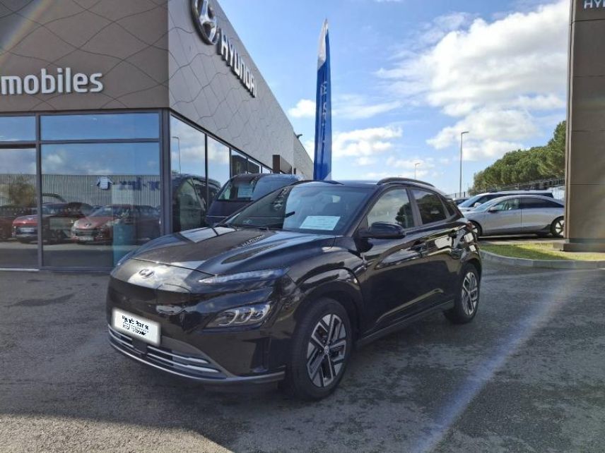 56000 : Hyundai Vannes - Park Lann Automobiles - HYUNDAI Kona - Kona - Phantom Black Métal - Traction - Electrique