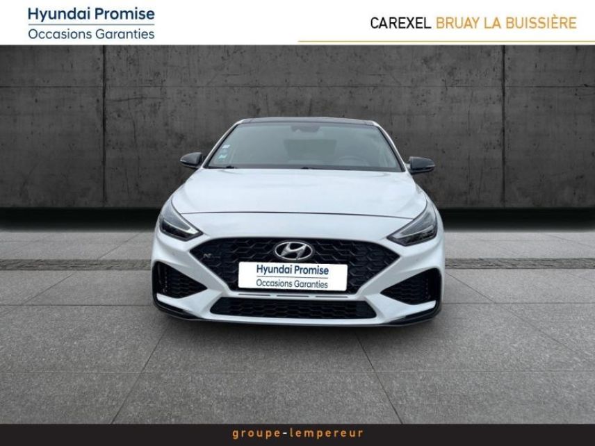 62700 : Hyundai Bruay-La-Buissière - Groupe Lempereur - HYUNDAI i30 - i30 - Polar White - Traction - Essence/Micro-Hybride