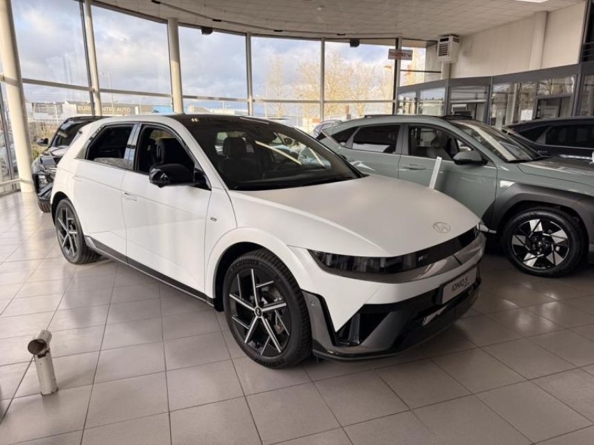45000 : Hyundai Orléans Motors - HYUNDAI Ioniq 5 - Ioniq 5 - Atlas White Mate - Propulsion - Electrique