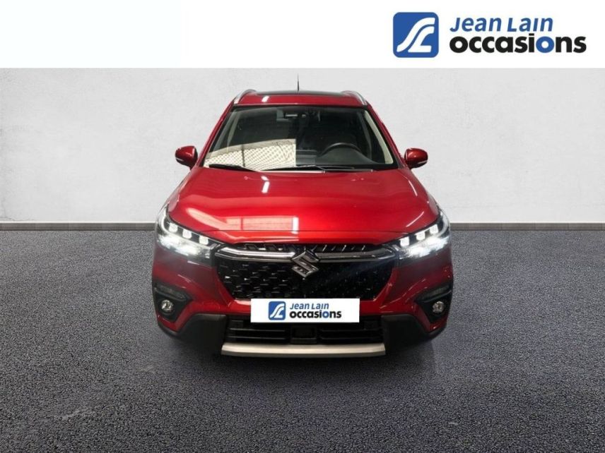 74600 : Hyundai Annecy - Jean Lain Mobilités - SUZUKI S-CROSS Style - S-CROSS II - Rouge - Boîte automatique - Essence / Courant électrique