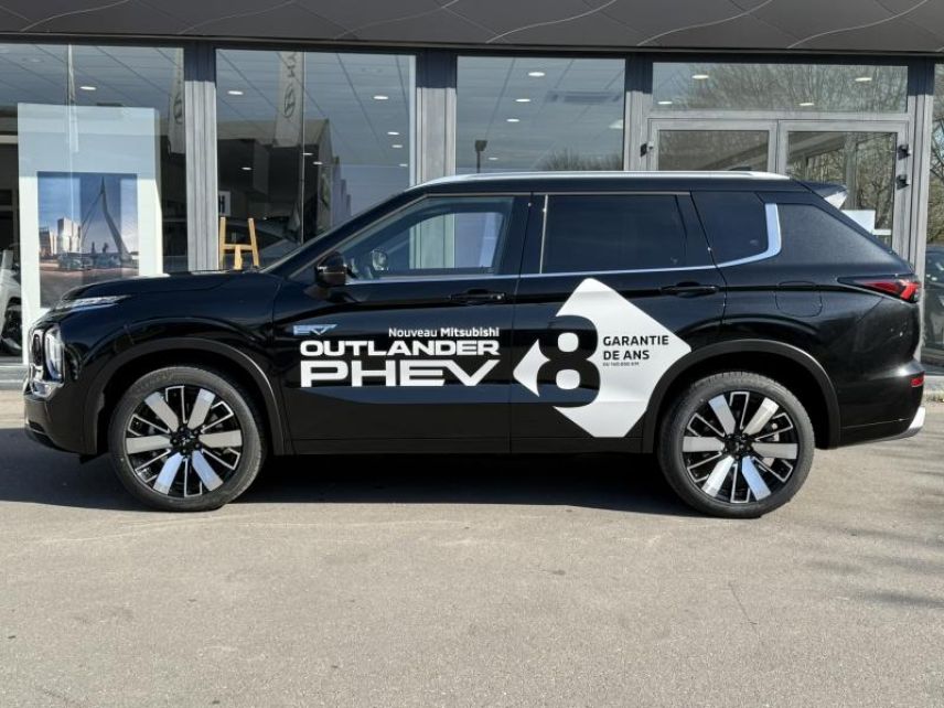 57100 : Hyundai Thionville - Théobald Automobiles - MITSUBISHI Outlander - Outlander - Diamond Black Spéciale - Transmission intégrale - Hybride rechargeable : Essence/Electrique