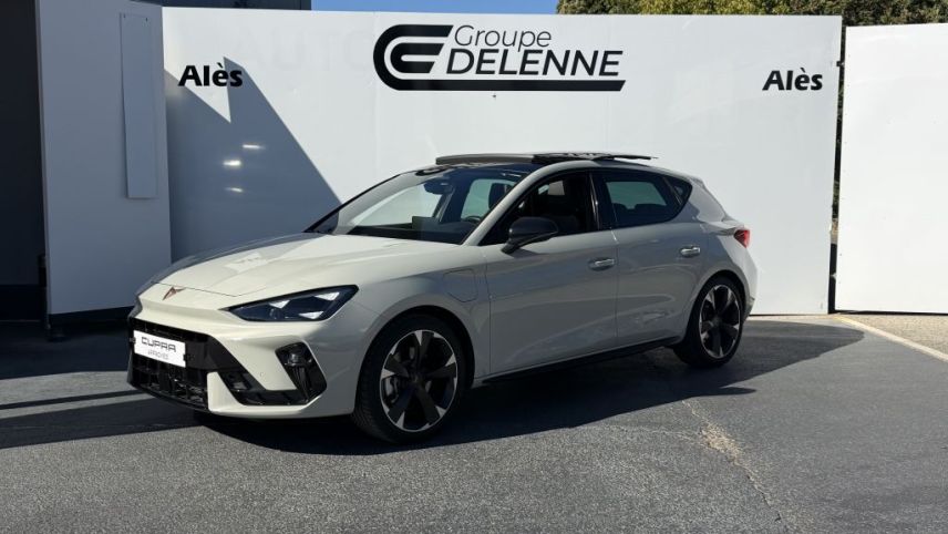 30100 : Hyundai Alès - Auto Hall - CUPRA LEON V - LEON - Gris - Automate sequentiel - Essence / Courant électrique