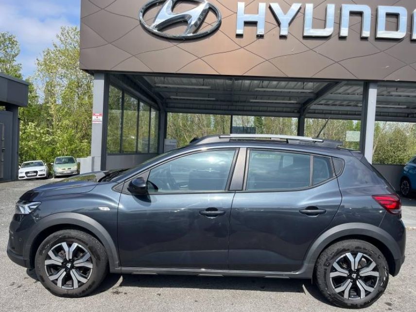 64100 : Hyundai Bayonne - Oceanic Auto - DACIA Sandero - Sandero - Noir Nacré métallisé - Traction - Essence