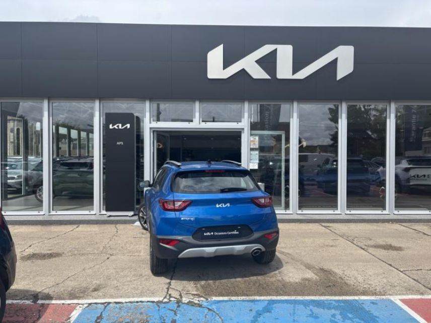 89100 : Hyundai Sens - APS - KIA Stonic - Stonic - Bleu Azur métallisé - Traction - Essence