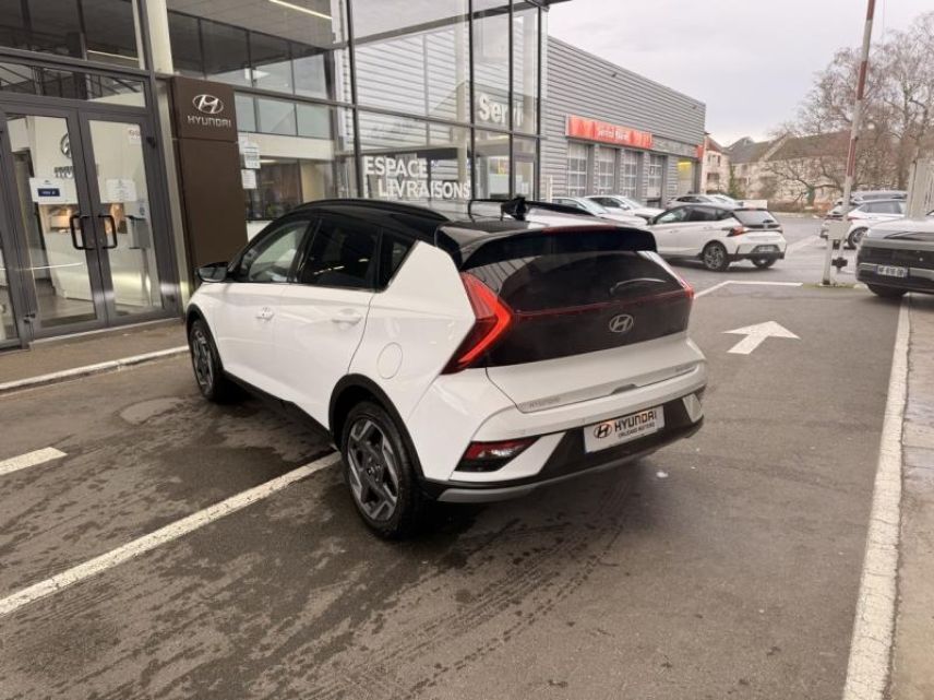 45000 : Hyundai Orléans Motors - HYUNDAI Bayon - Bayon - Atlas White Métal/Toit+rétros Black - Traction - Essence