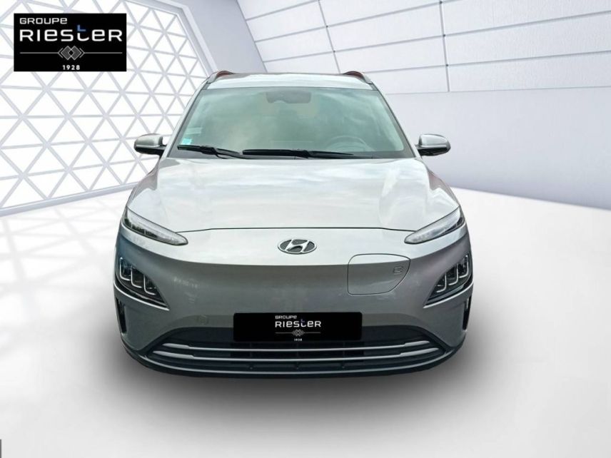 77600 : Hyundai Bussy-Saint-Georges - Protea by Riester - HYUNDAI KONA ELECTRIC Creative - KONA ELECTRIQUE - Gris - Automate à fonct. Continu - Courant électrique