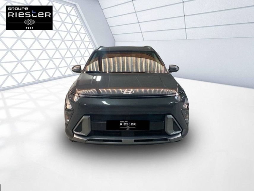 60740 : Hyundai Saint-Maximin - Protea by Riester - HYUNDAI KONA Creative - KONA II - Gris - Automate sequentiel - Essence / Courant électrique