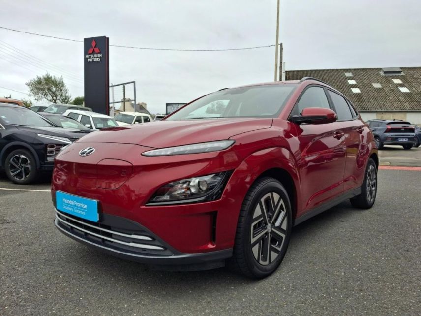 29200 : Hyundai Brest - Iroise Automobiles - HYUNDAI Kona - Kona - Sunset Red Métal - Traction - Electrique