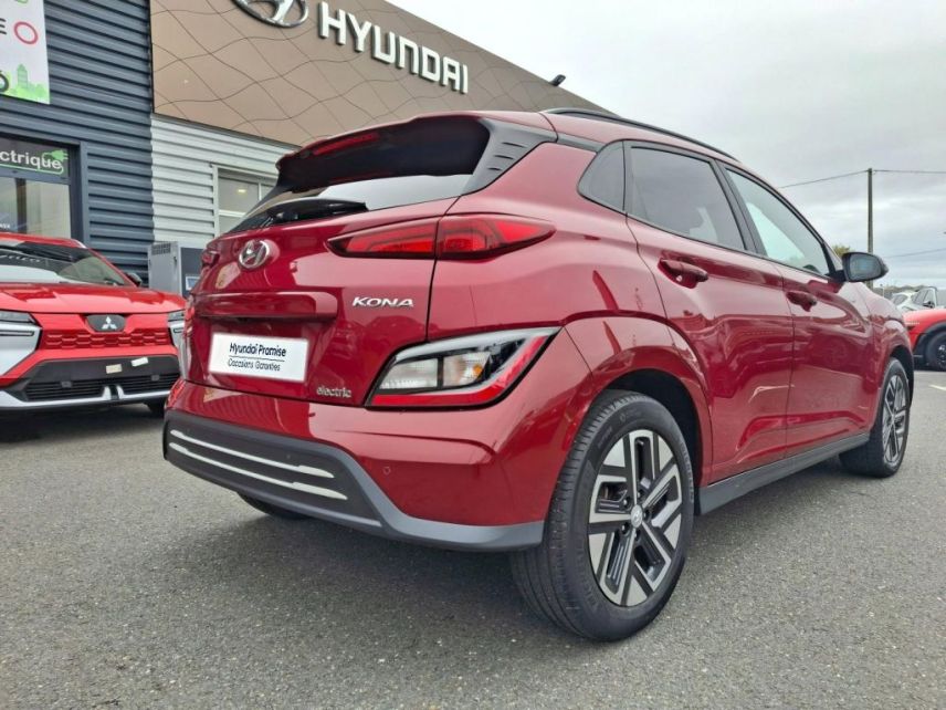 29200 : Hyundai Brest - Iroise Automobiles - HYUNDAI Kona - Kona - Sunset Red Métal - Traction - Electrique