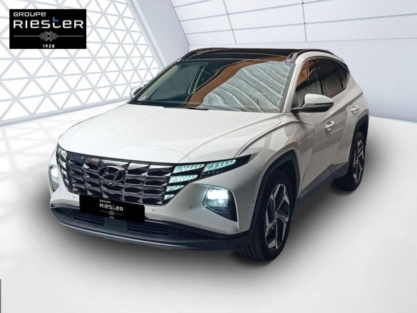 60740 : Hyundai Saint-Maximin - Protea by Riester - HYUNDAI TUCSON Executive - TUCSON IV - BLANC - Boîte automatique - Essence / Courant électrique