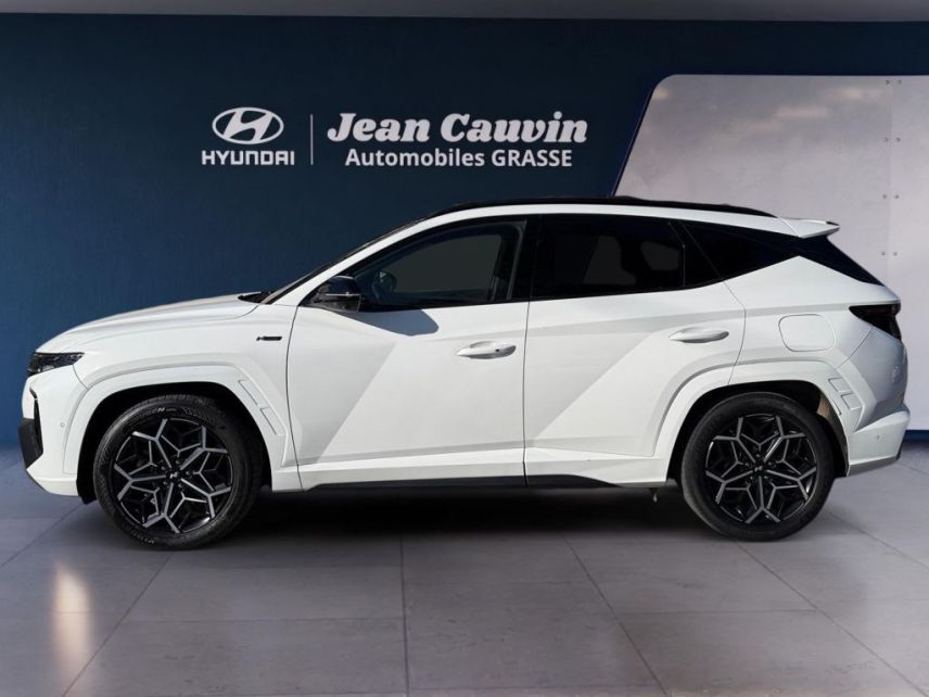 06130 : Hyundai Grasse - Garage Jean Cauvin - HYUNDAI TUCSON N Line Executive - TUCSON IV - Blanc - Boîte automatique - Essence / Courant électrique