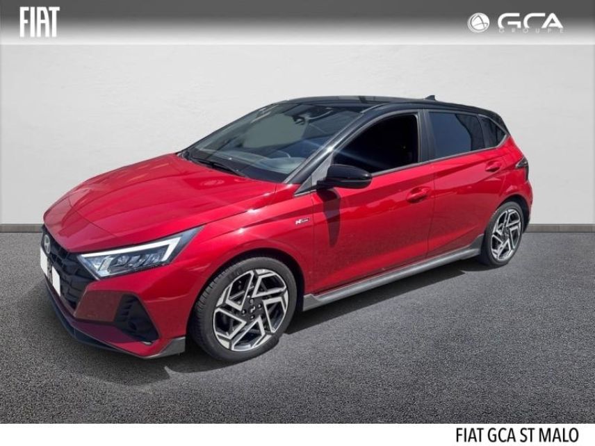 35400 : Hyundai Saint-Malo - GCA - HYUNDAI i20 - i20 - Dragon Red Métal/Toit+rétros Black - Traction - Essence
