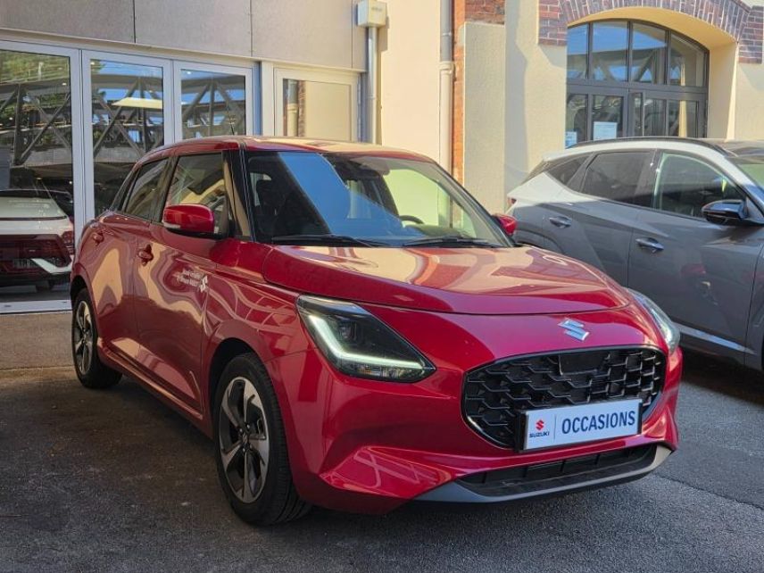 78000 : Hyundai Versailles - SOCOHY - SUZUKI Swift - Swift - Burning Red Pearl Metal - Traction - Essence/Micro-Hybride