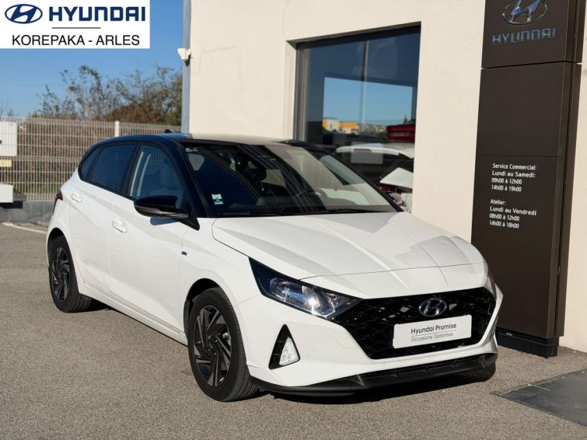 13200 : HYUNDAI Arles - Lexa Automobile - HYUNDAI i20 Intuitive - i20 III - Blanc - Automate sequentiel - Essence sans plomb